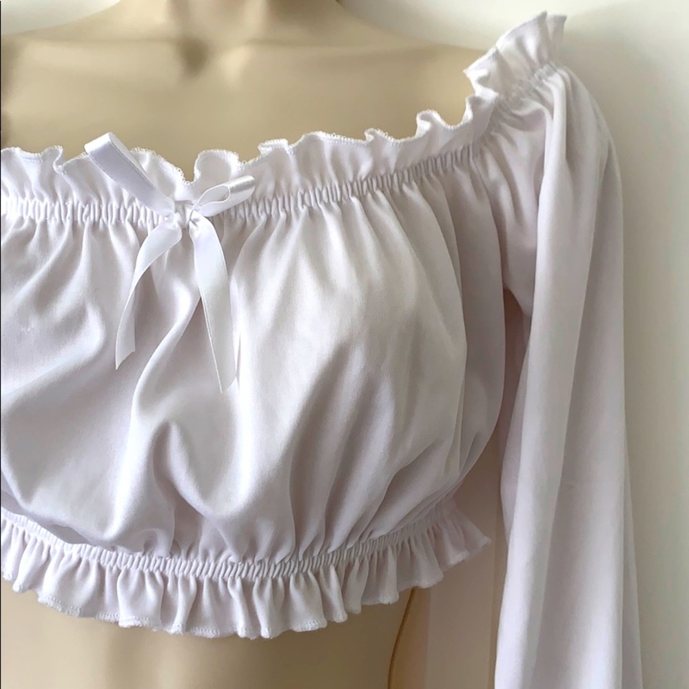 SOLD Brand New 🏴‍☠️ Pirate peasant crop top 🏴‍☠️